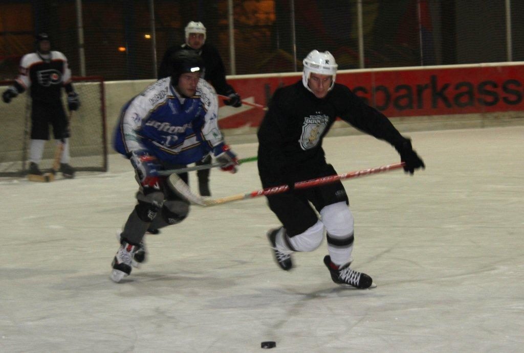 2011-12-21 WWA_Eishockey_051